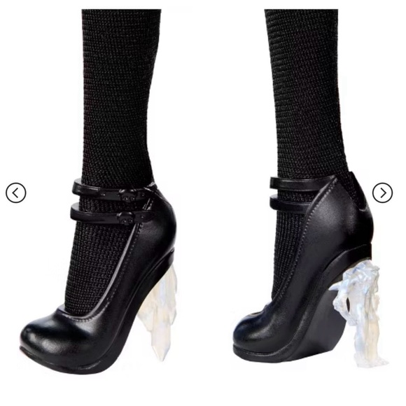 Monster High Doll Wednesday Adam’s - Picture 6 of 6